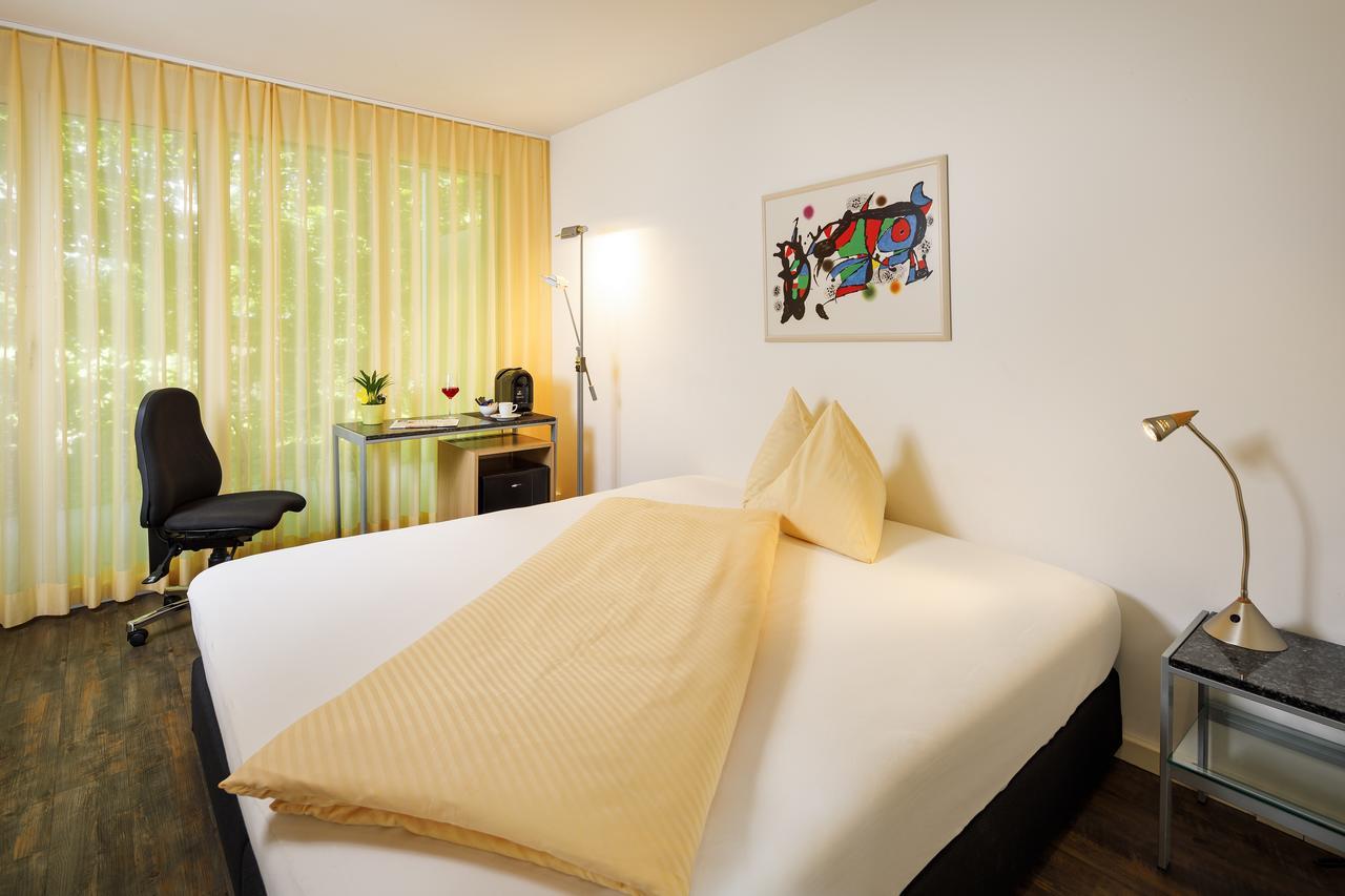 ฮอลล์วิล สวิส ควอลิตี้ เซโฮเต็ล Hotel Beinwil ภายนอก รูปภาพ